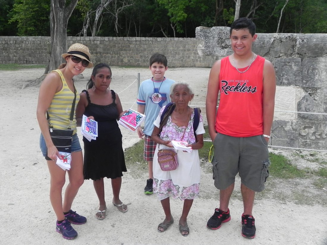 Blanquita Foundation Guatemala — Connecting with local Maya artisans